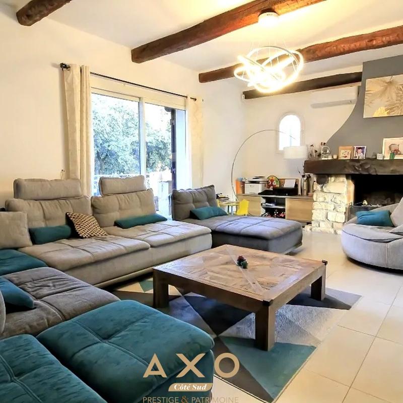 Maison - 168 m² - 5 pièces