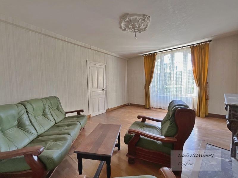 Maison - 131 m² - 7 pièces