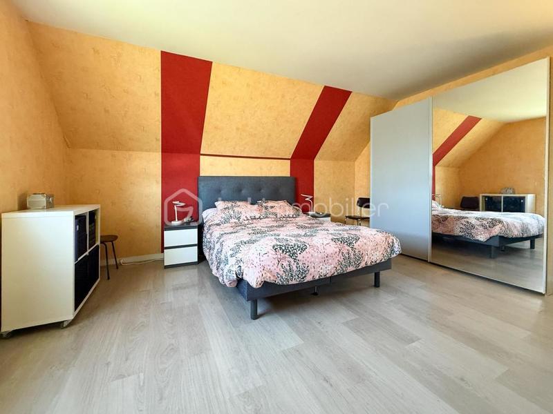 Maison - 160 m² - 8 pièces