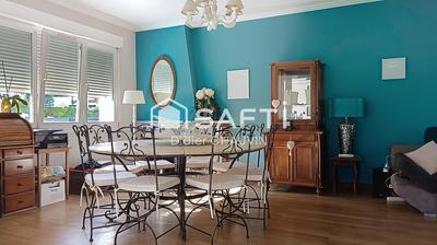 Maison - 159 m² - 6 pièces