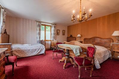 Maison - 600 m² - 19 pièces