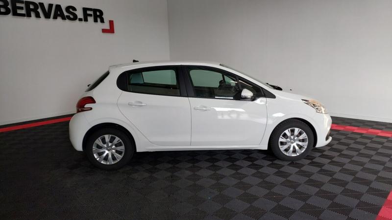 Peugeot 208 affaire Puretech 82 s&amp;S Premium Pack