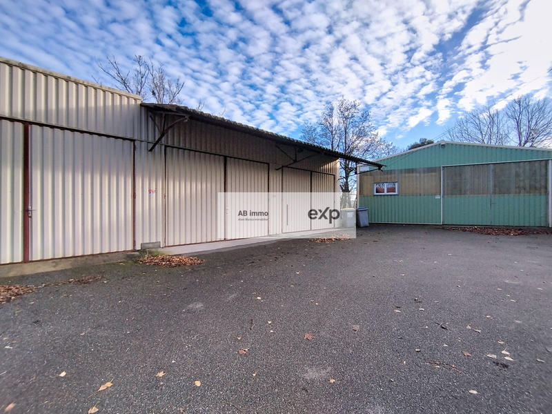 Local d'activités - 150 m²