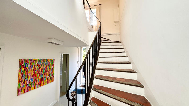 Bureau - 93 m² - 1 pièce