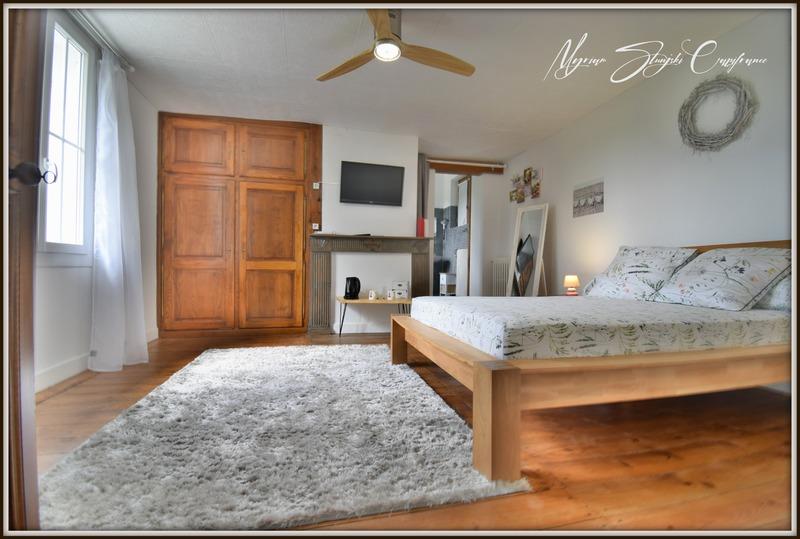 Maison de maîtres - 450 m² - 11 pièces