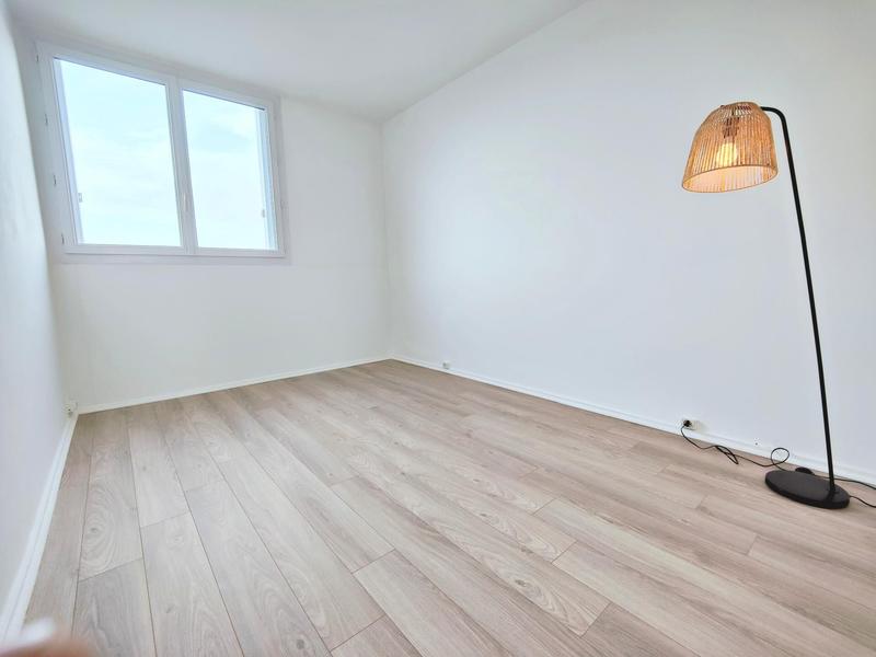 Appartement - 75 m² - 4 pièces