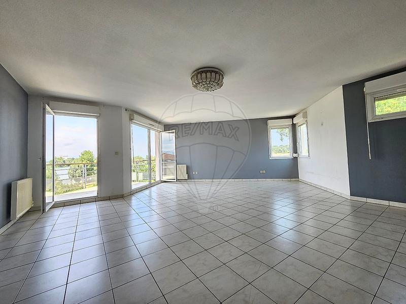 Appartement - 93 m² - 4 pièces