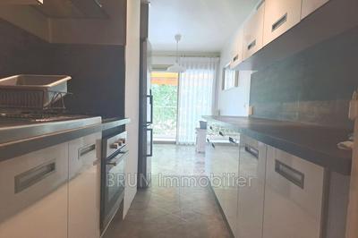 Appartement - 67 m² - 2 pièces