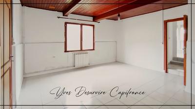 Maison - 97 m² - 5 pièces