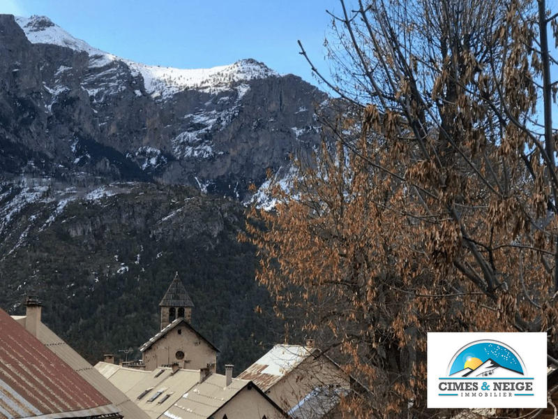 Appartement - 60 m² - 4 pièces