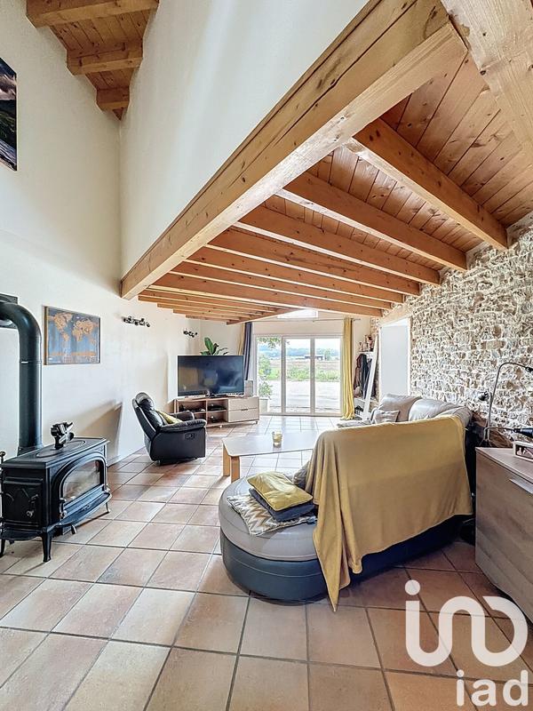 Maison - 238 m² - 8 pièces