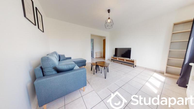 Chambre - 9 m² - 1 pièce