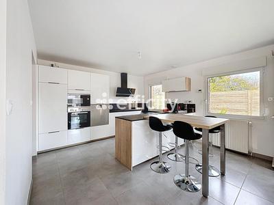 Pavillon - 145 m² - 6 pièces