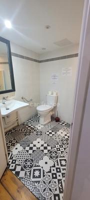 Fonds de commerce - 115 m²