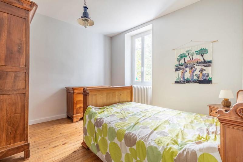 Demeure - 280 m² - 8 pièces