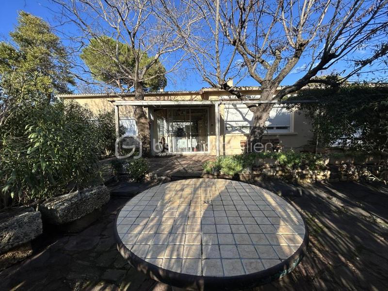 Maison traditionnelle - 160 m² - 7 pièces