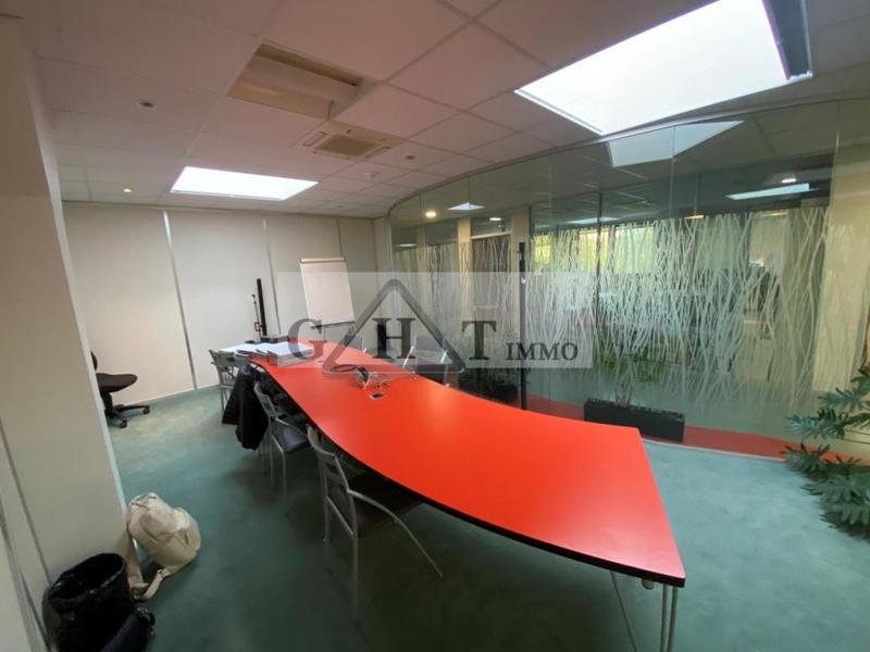 Entrepôt - 1 500 m²