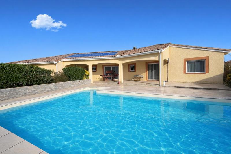 Maison - 140 m² - 5 pièces