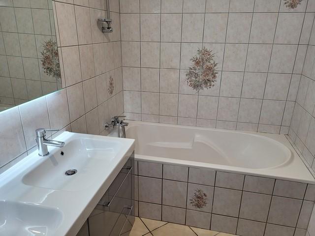 Maison - 204 m² - 7 pièces