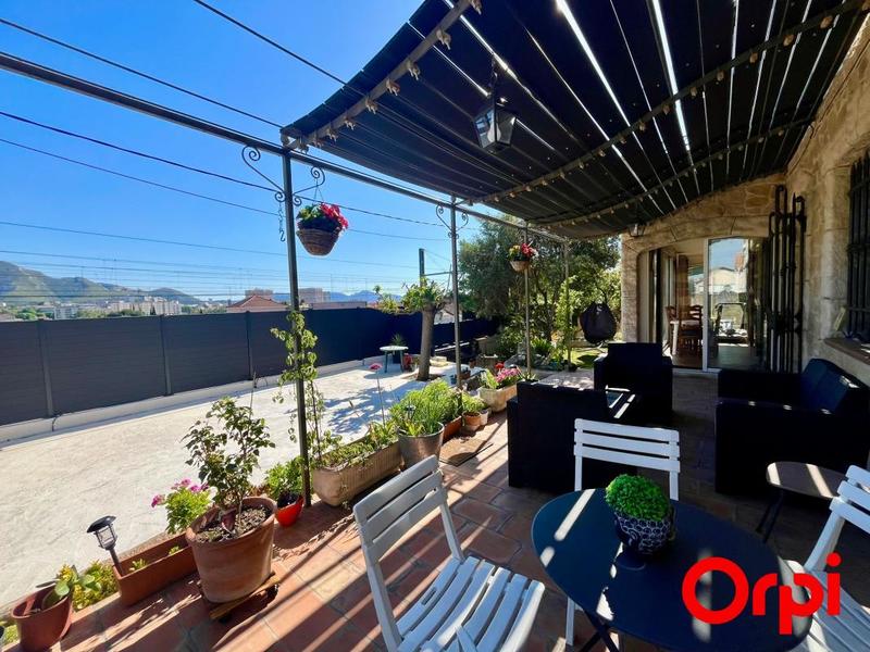 Appartement - 89 m² - 3 pièces