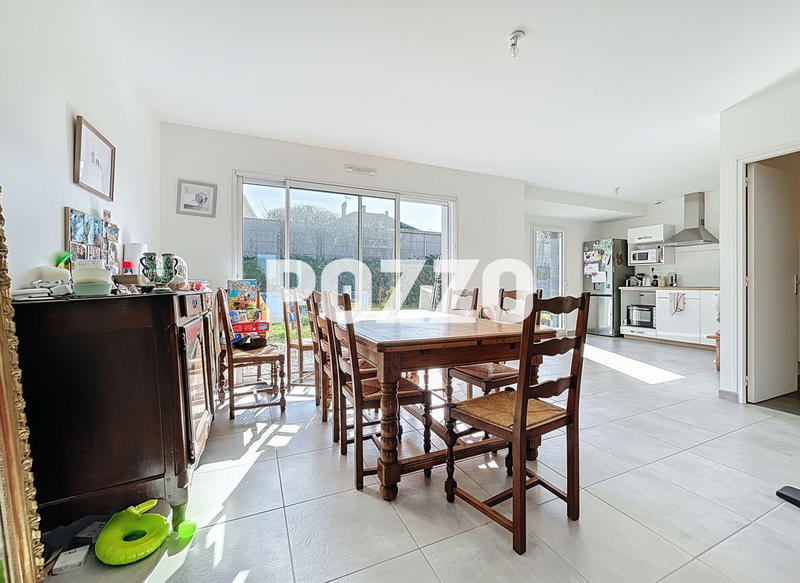 Maison - 90 m² - 4 pièces