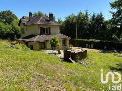 Maison - 104 m² - 5 pièces