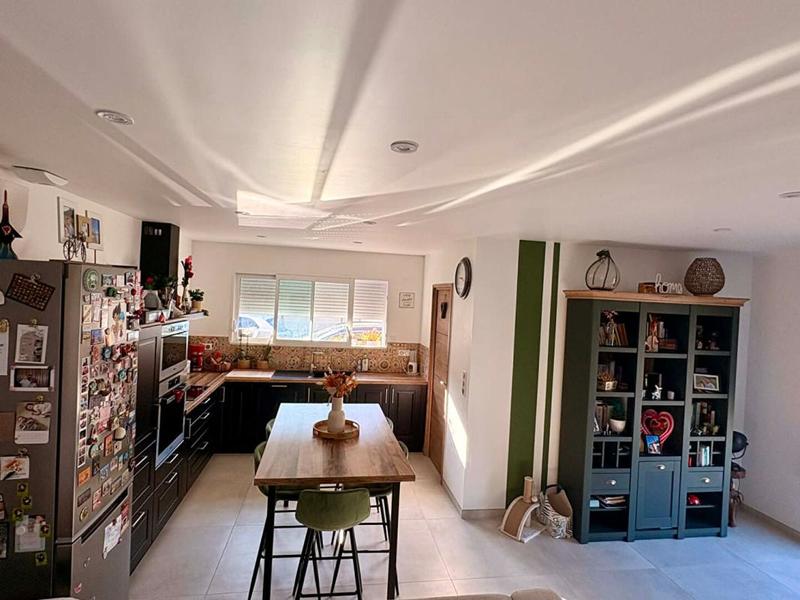 Maison - 92 m² - 4 pièces