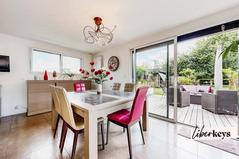 Maison d'architecte - 150 m² - 6 pièces