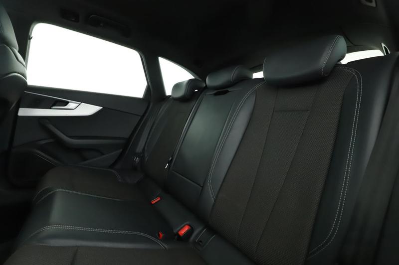 Audi A4 Avant 2.0 Tfsi Ultra s line s tronic 190 ch