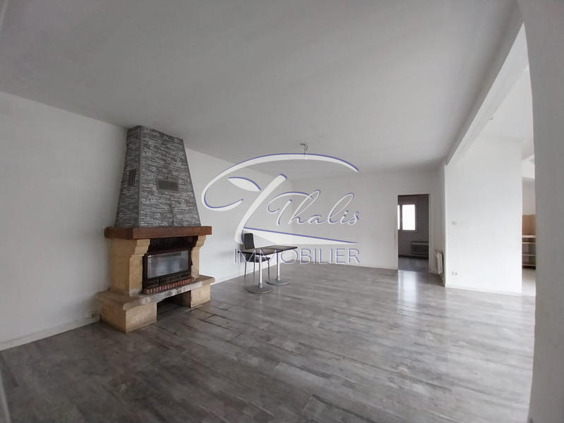 Maison ancienne - 84 m² - 3 pièces