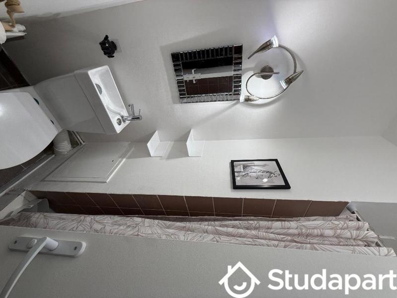 Appartement - 79 m² - 5 pièces