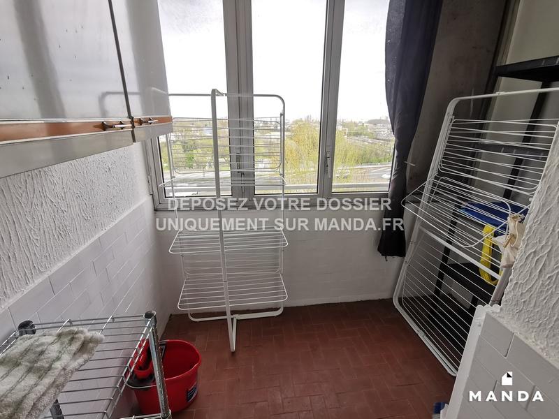 Chambre - 9 m² - 4 pièces