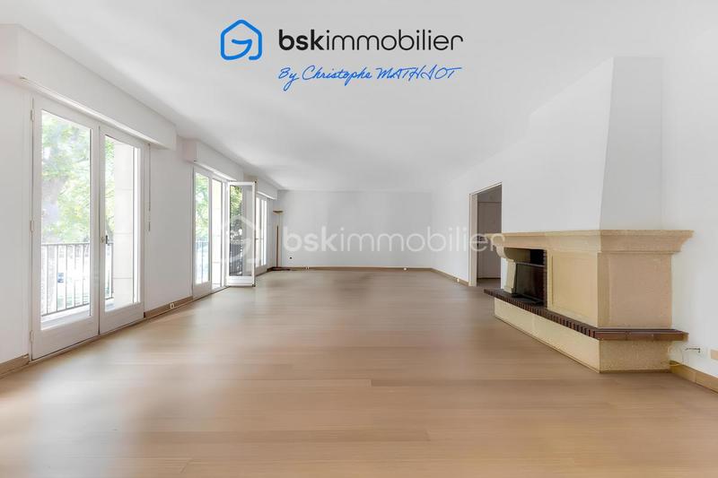 Appartement - 149 m² - 7 pièces