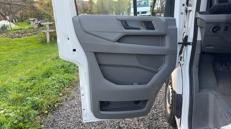 Volkswagen Crafter Vu 2.0 Tdi 140 Business Line - Automatique Entretien constructeur