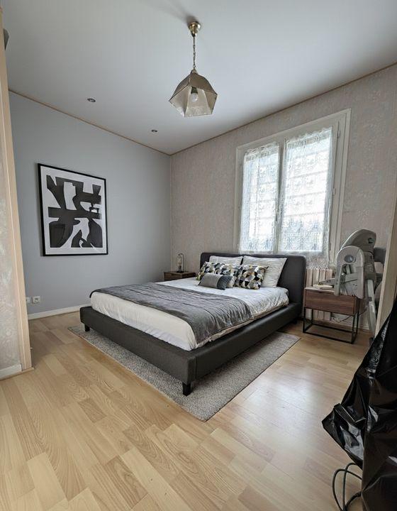 Maison - 123 m² - 5 pièces