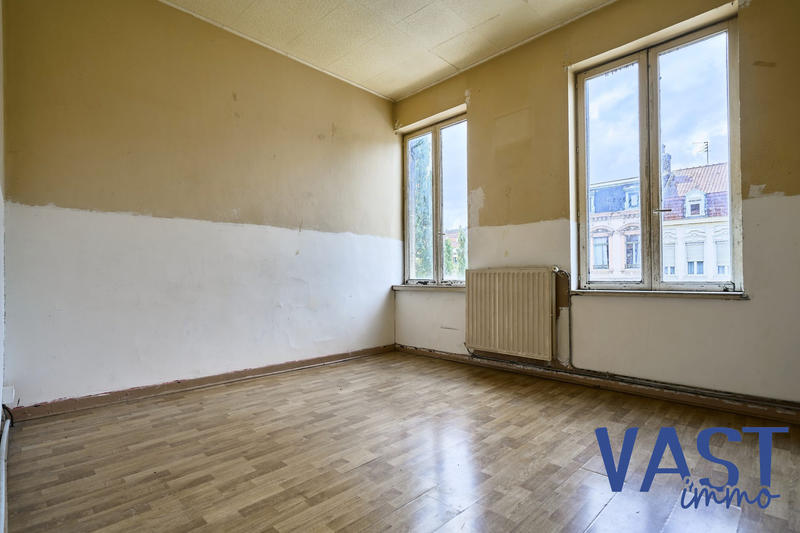 Maison ancienne - 98 m² - 5 pièces