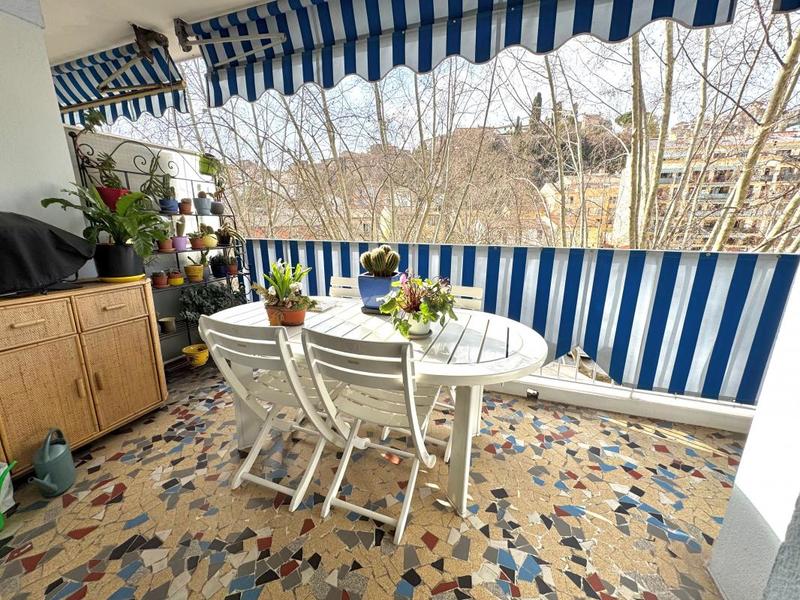 Appartement - 93 m² - 3 pièces