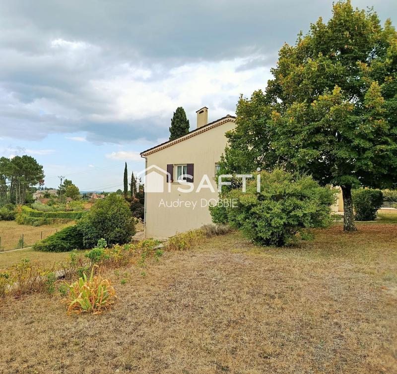 Maison - 110 m² - 6 pièces