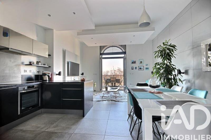 Appartement - 95 m² - 4 pièces