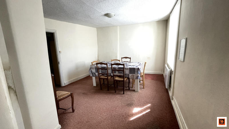 Maison - 102 m² - 4 pièces