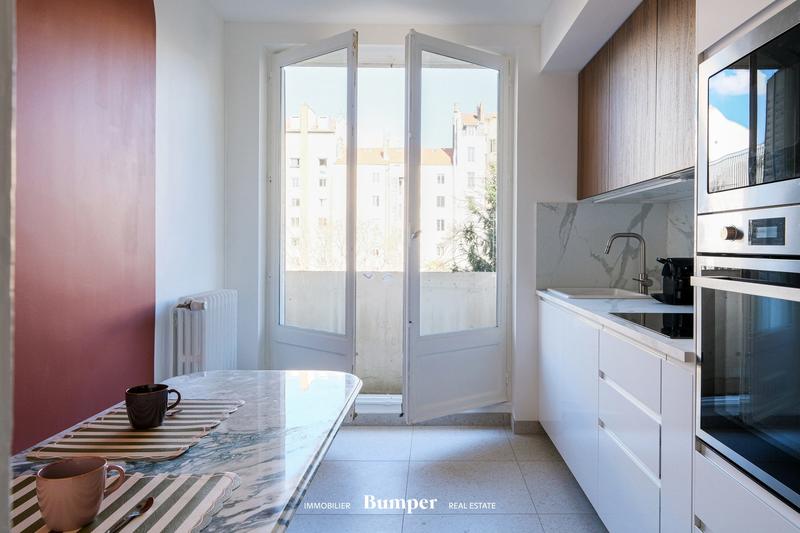 Appartement - 88 m² - 3 pièces