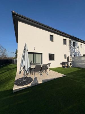 Villa - 104 m² - 4 pièces