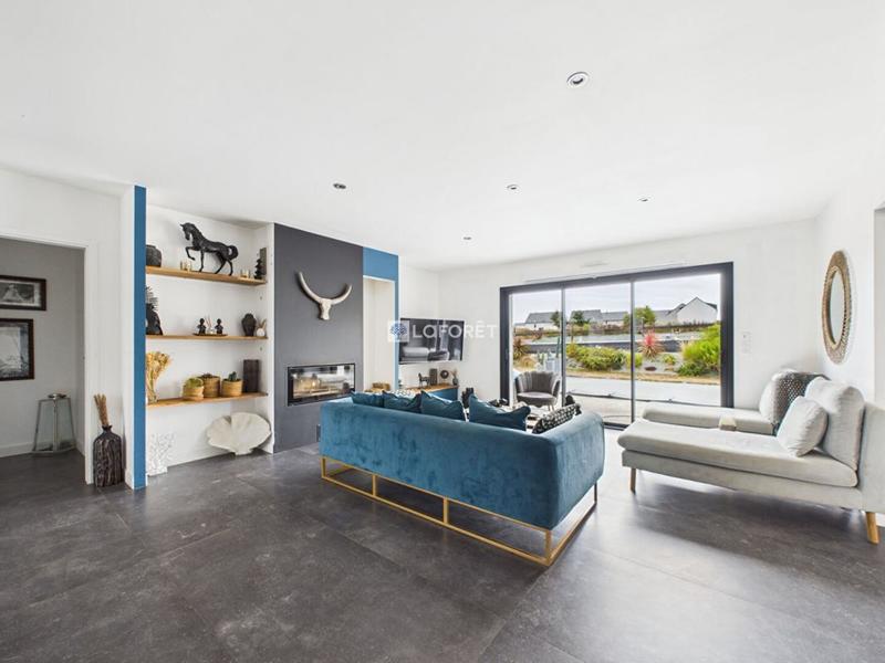 Maison - 167 m² - 6 pièces