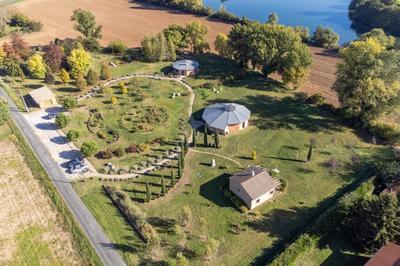 Local commercial - 280 m² - 5 pièces