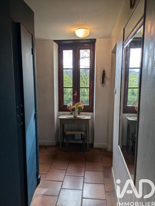 Maison - 217 m² - 6 pièces