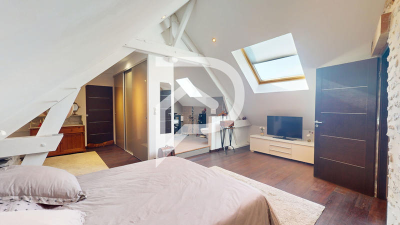 Maison - 180 m² - 6 pièces