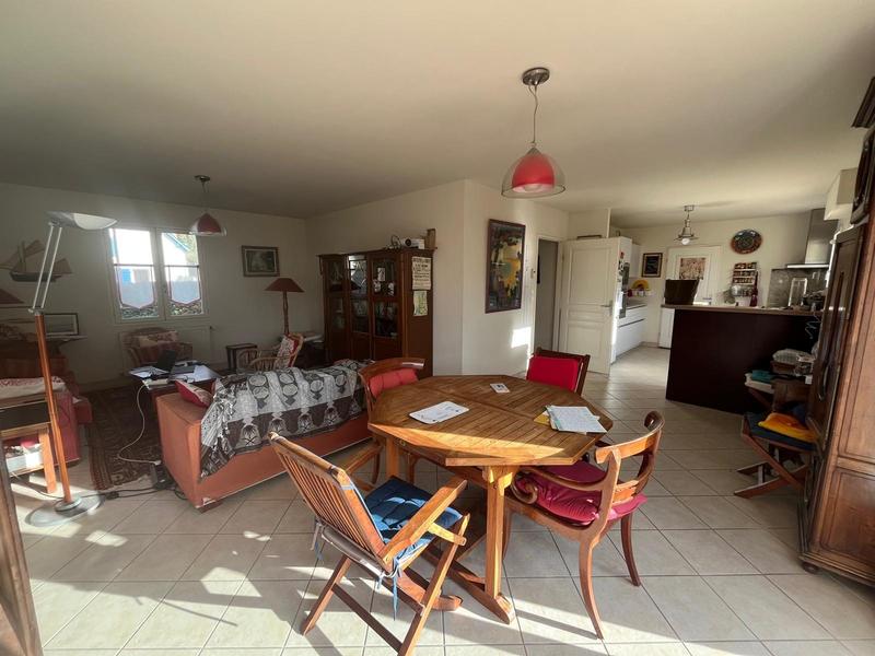 Maison - 120 m² - 5 pièces