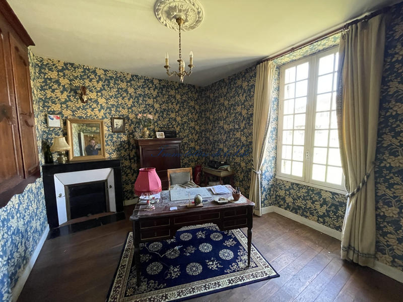 Maison - 170 m² - 7 pièces