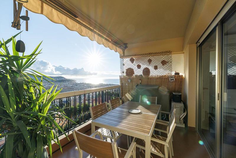 Appartement - 94 m² - 3 pièces