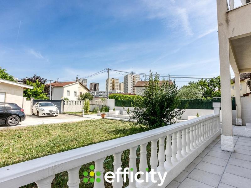 Maison - 135 m² - 5 pièces